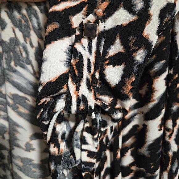 CALVIN KLEIN V-Neck Leopard Print Wrap Dress - Picture 6 of 7